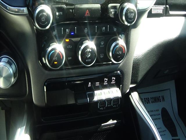 2022 RAM 1500 Laramie:C6928