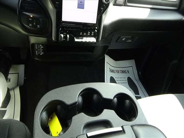 2025 RAM 2500 Big Horn:C7044
