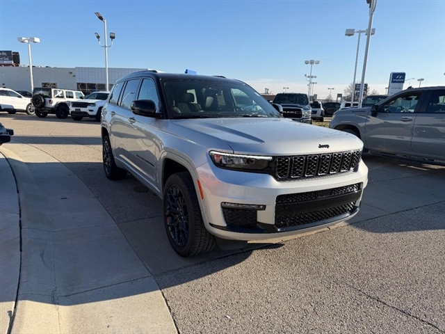 2025 Jeep Grand Cherokee L Summit:25-236