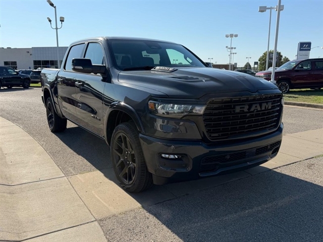 2027 RAM 1500 Laramie:27-021