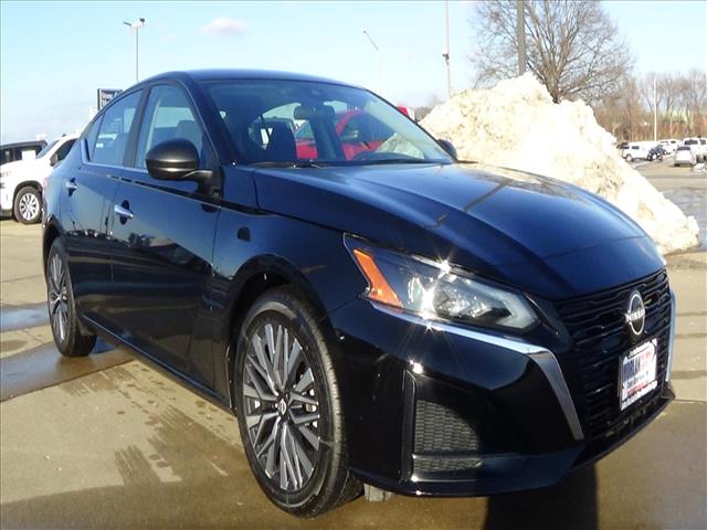 2025 Nissan Altima 2.5 SV:C6801