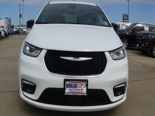 2025 Chrysler Pacifica Select:C6855