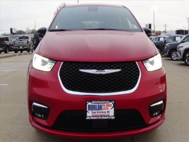 2025 Chrysler Pacifica Select:C6856