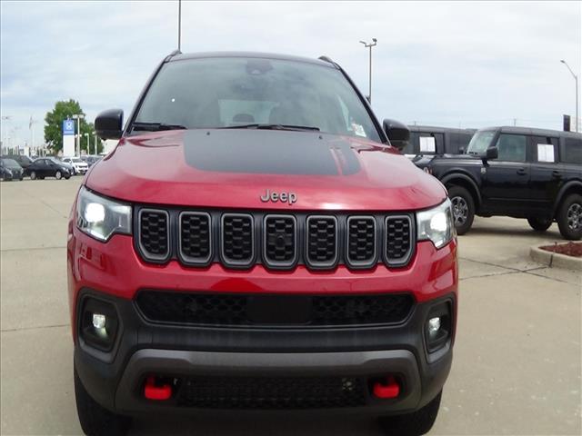 2024 Jeep Compass Trailhawk:C6957