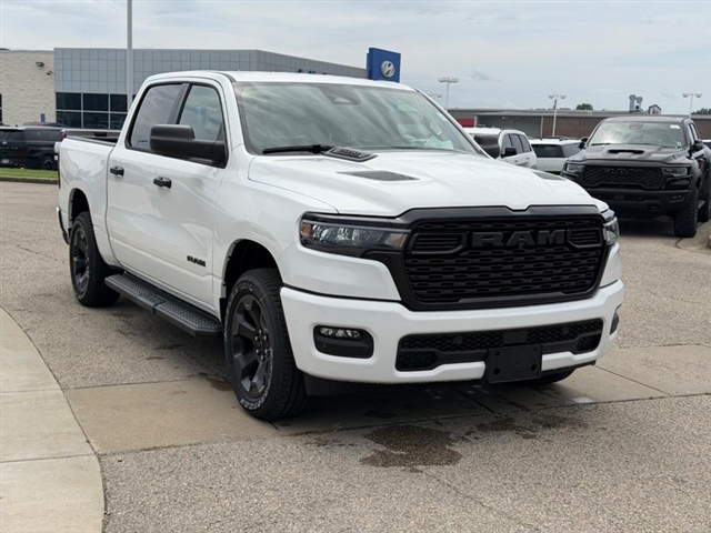 2026 RAM 1500 Express:26-213