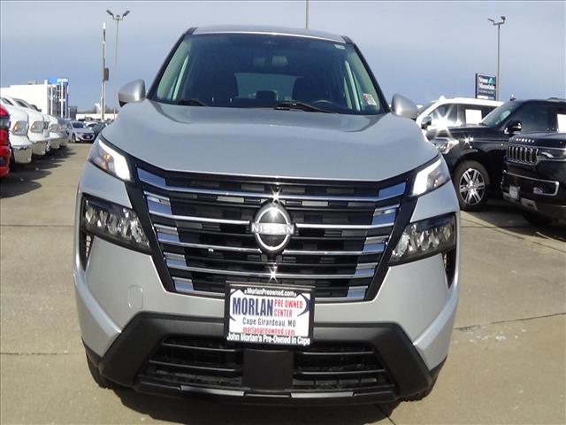 2024 Nissan Rogue SV:C6666