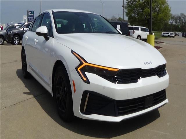 2025 Kia K5 LXS:C6880