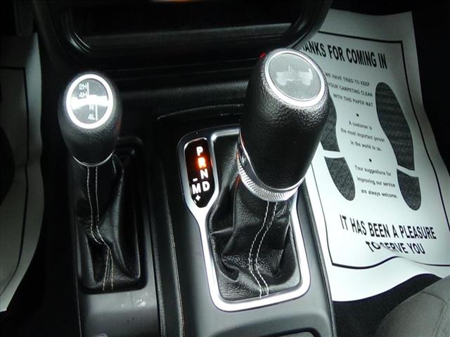 Photo of 2023 Jeep Wrangler Sahara in Cape Girardeau, MO - 44,  2023 Jeep Wrangler Sahara:C6564