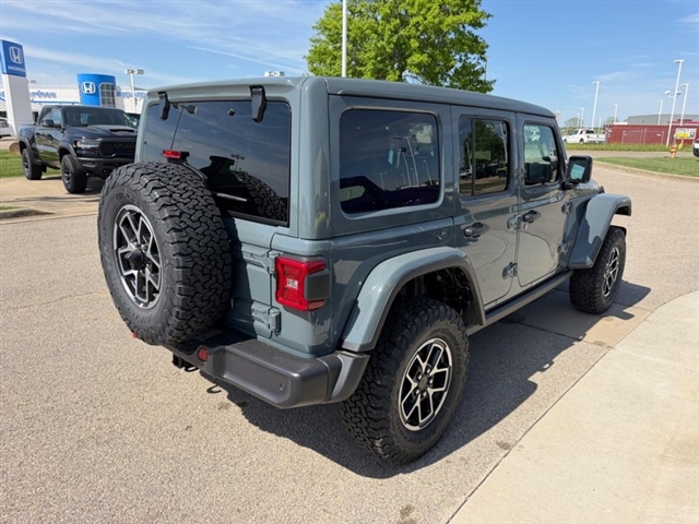 2026 Jeep Wrangler Rubicon:26-127