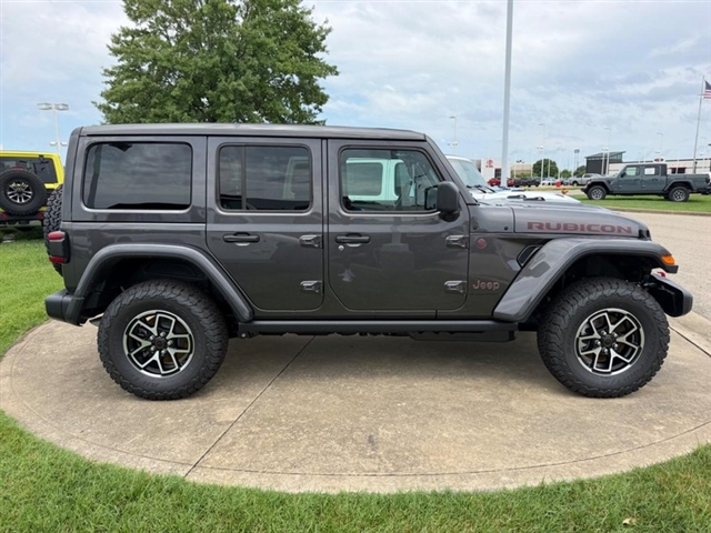 2026 Jeep Wrangler Rubicon:26-208