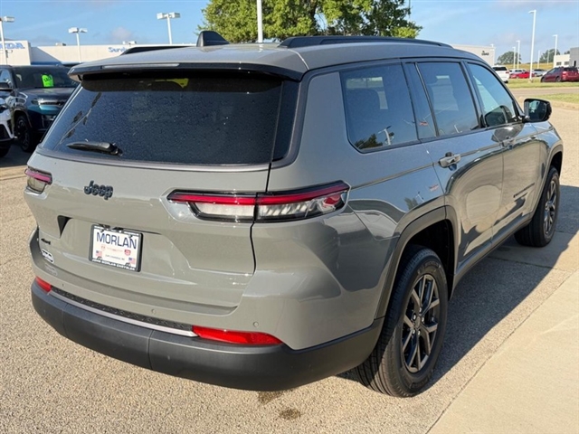 2027 Jeep Grand Cherokee L Altitude:27-030