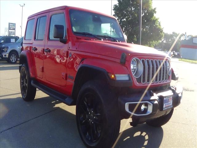 2025 Jeep Wrangler Sahara 4xe:C6974