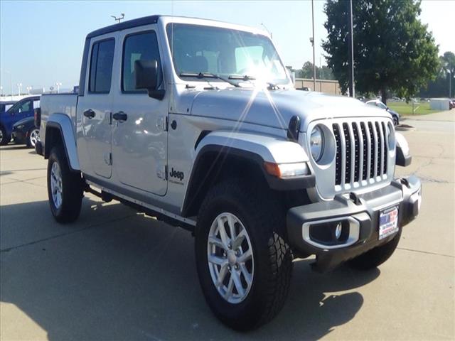 2023 Jeep Gladiator Sport S