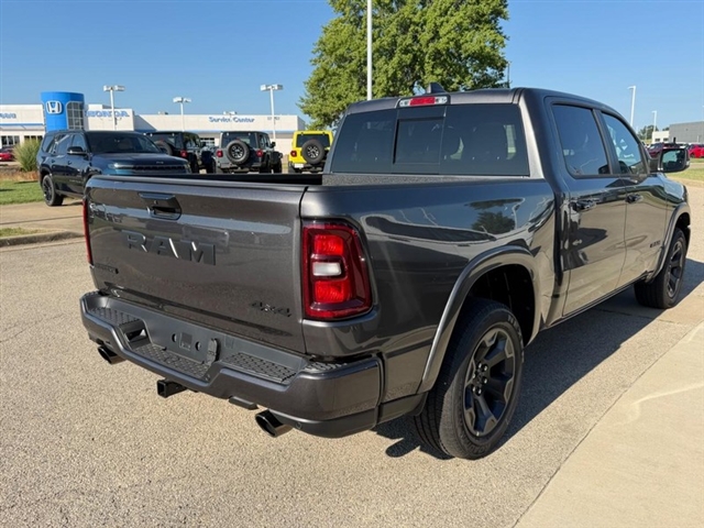2027 RAM 1500 Big Horn:27-025