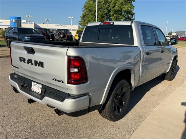2027 RAM 1500 Big Horn:27-010