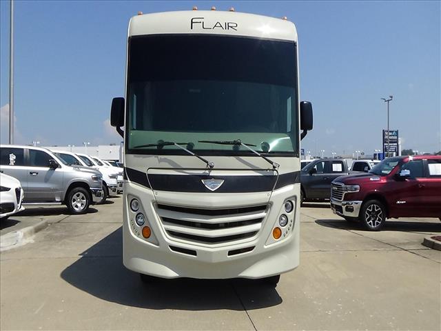 2016 Ford F-350 Super Duty Fleetwood Flair:C6758