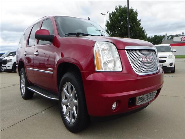 2014 GMC Yukon Denali:C6902A