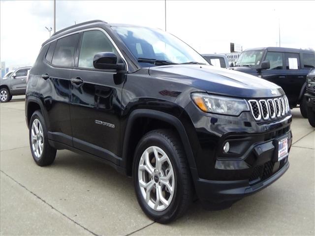 2025 Jeep Compass Latitude:C6867