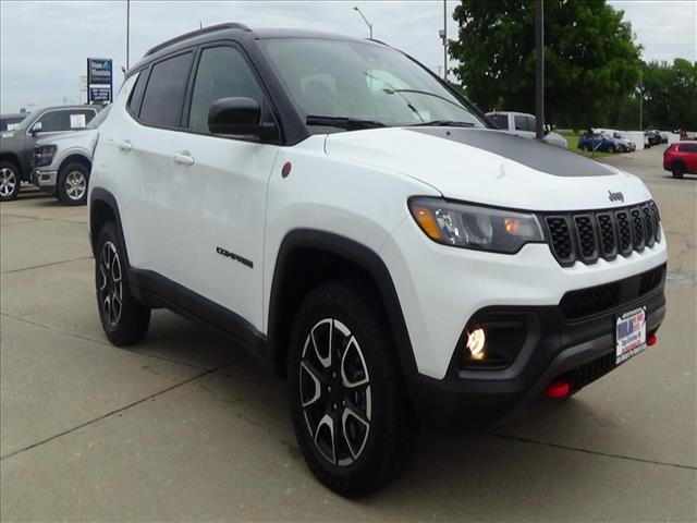 2024 Jeep Compass Trailhawk:C6954