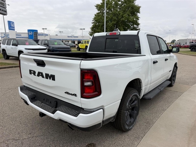 2026 RAM 1500 Express:26-237