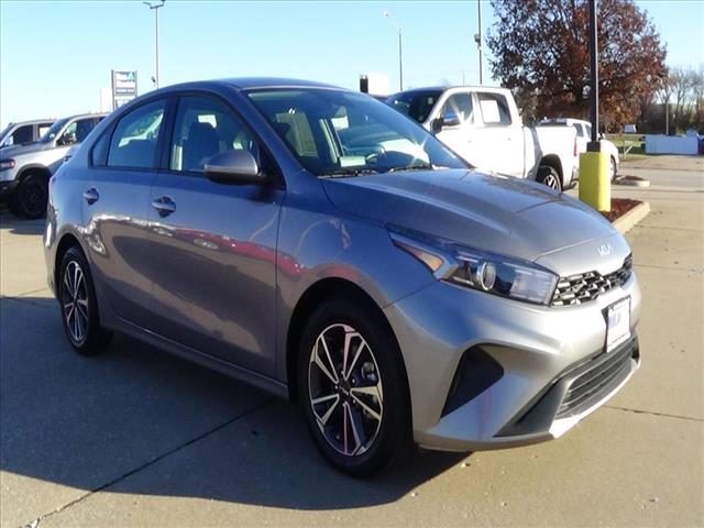 2024 Kia Forte LXS:C6661