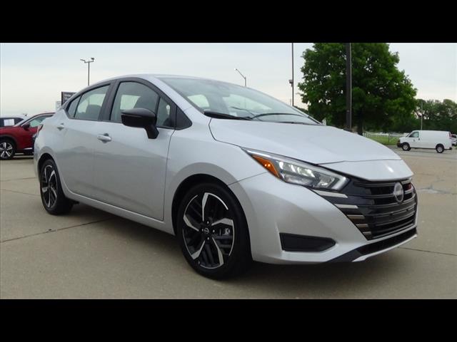 2024 Nissan Versa SR