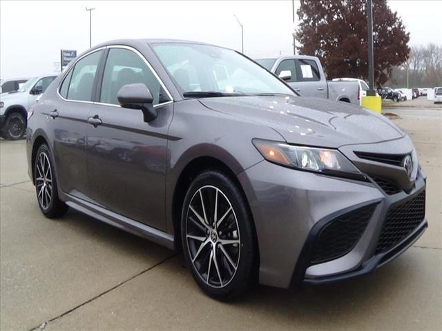 2024 Toyota Camry SE:C6651