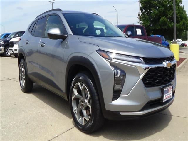 2025 Chevrolet Trax LT:C7024