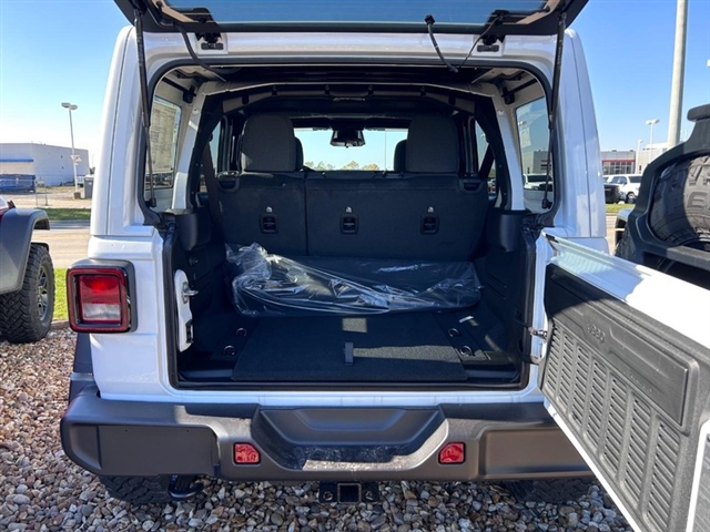 2026 Jeep Wrangler Willys:26-024