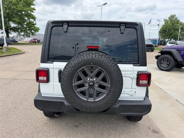 2026 Jeep Wrangler Sport RHD:26-157