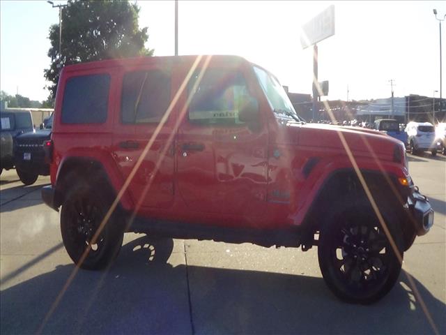2025 Jeep Wrangler Sahara 4xe:C6974