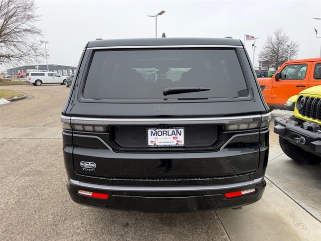 2026 Jeep Grand Wagoneer:26-076