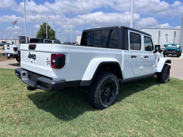 2025 Jeep Gladiator Willys