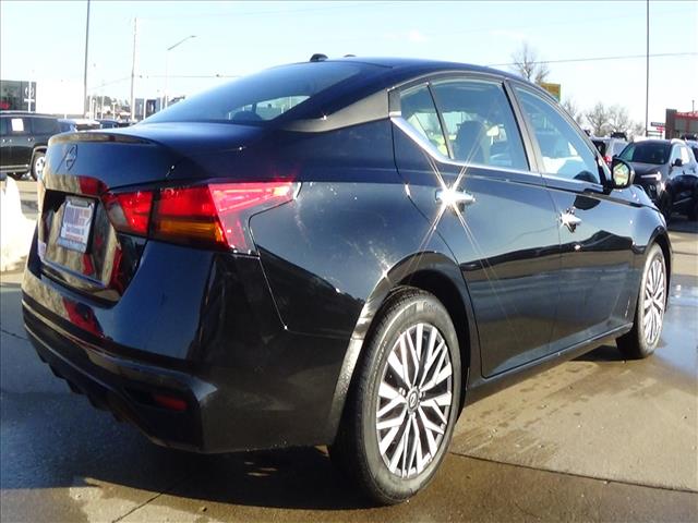 2025 Nissan Altima 2.5 SV:C6801