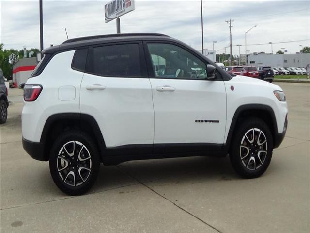 2024 Jeep Compass Trailhawk:C6954