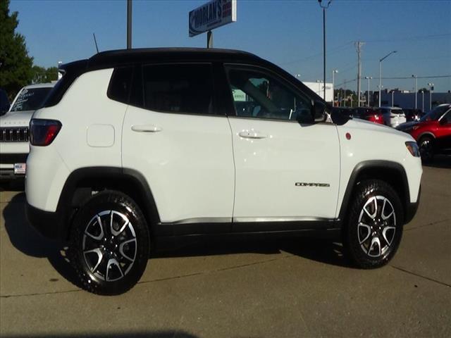 2024 Jeep Compass Trailhawk:C6647
