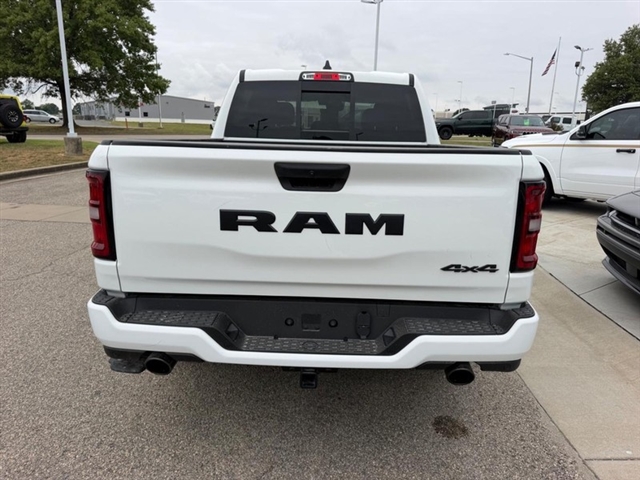 2026 RAM 1500 Express:26-237