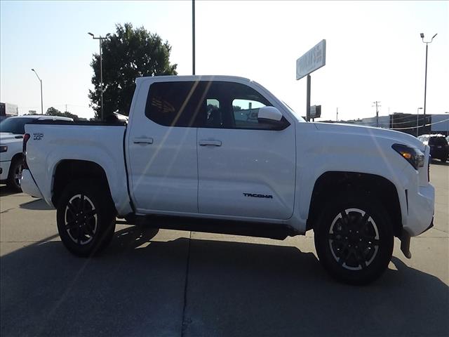 2025 Toyota Tacoma TRD Sport:26-118A