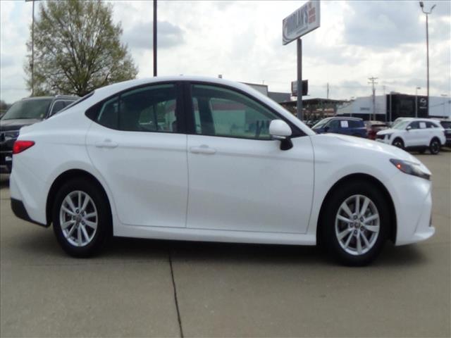2025 Toyota Camry LE:C6887