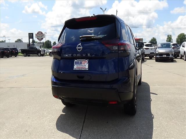 2025 Nissan Rogue SV:C7060
