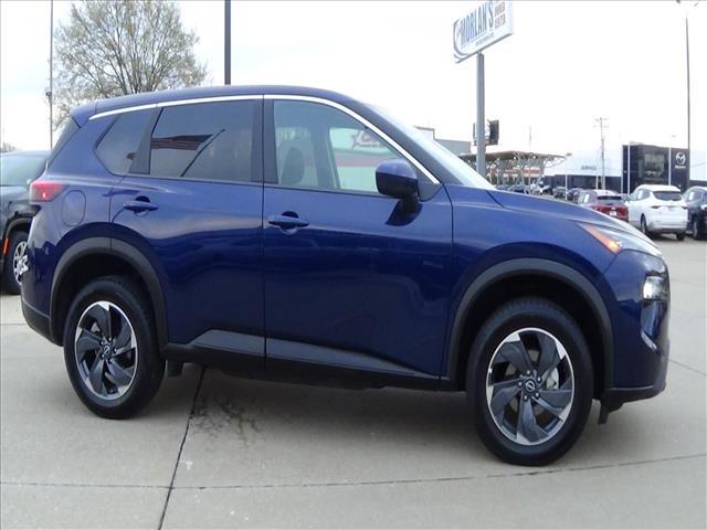 2025 Nissan Rogue SV:C6868