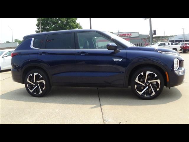 2023 Mitsubishi Outlander PHEV SE