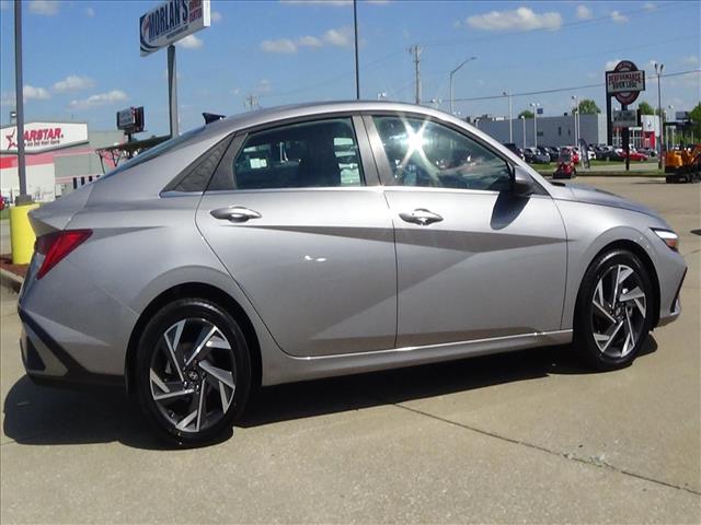 2025 Hyundai ELANTRA SEL Convenience:C6967