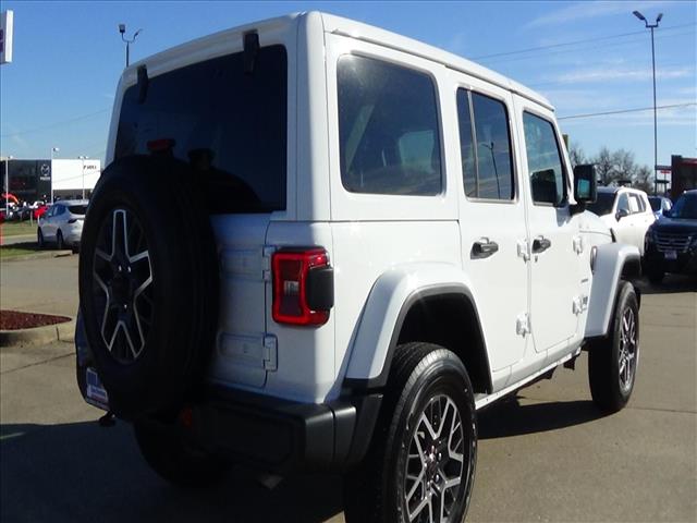2024 Jeep Wrangler Sahara:C6749