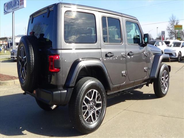 2025 Jeep Wrangler Sahara:C6779