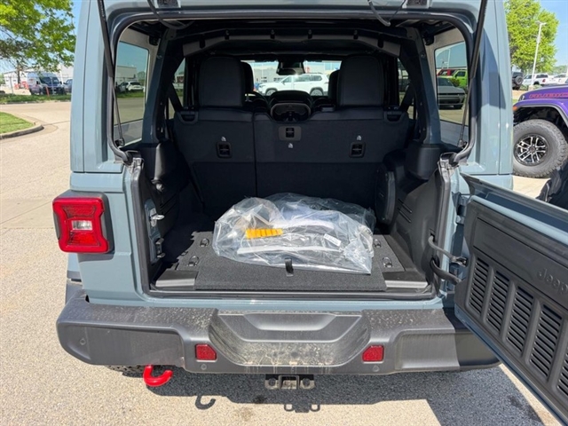 2026 Jeep Wrangler Rubicon:26-127