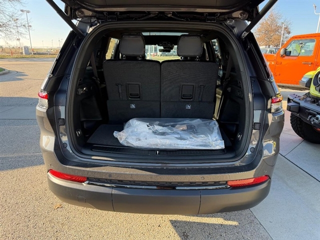 2025 Jeep Grand Cherokee L Limited:25-232