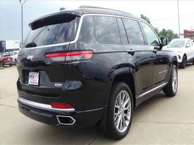 2025 Jeep Grand Cherokee L Summit:C6769