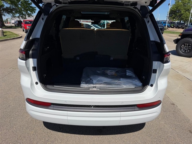 2026 Jeep Grand Cherokee L Summit:26-151