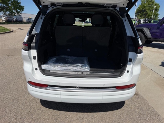 2026 Jeep Grand Cherokee L Summit:26-139
